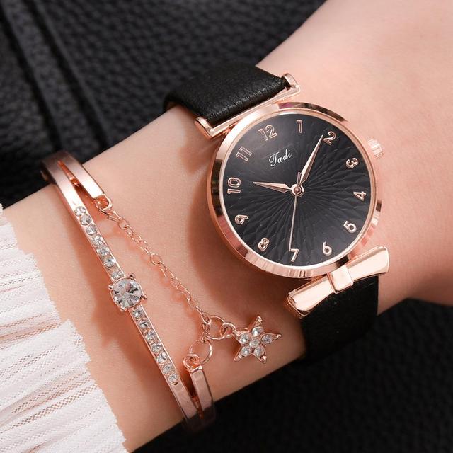 LUXURY MAGNETIC QUARTZ BRACELET WATCHES